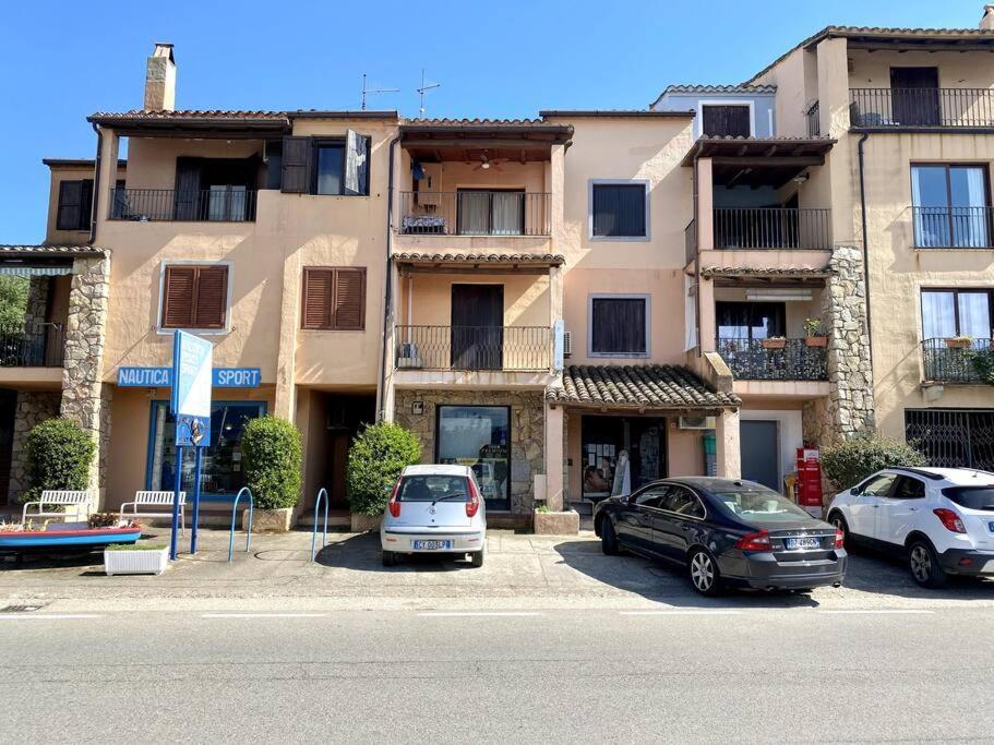 Appartamento Con Terrazza Vista Mare. Арбатакс Экстерьер фото